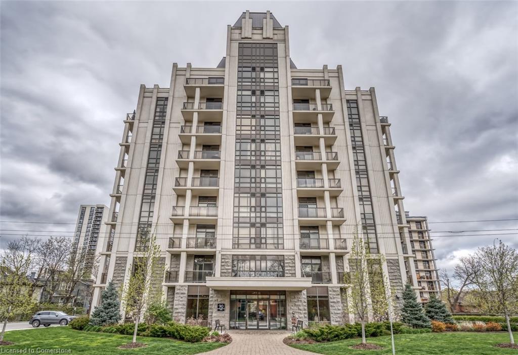 202-90 Charlton Avenue W Property Photo