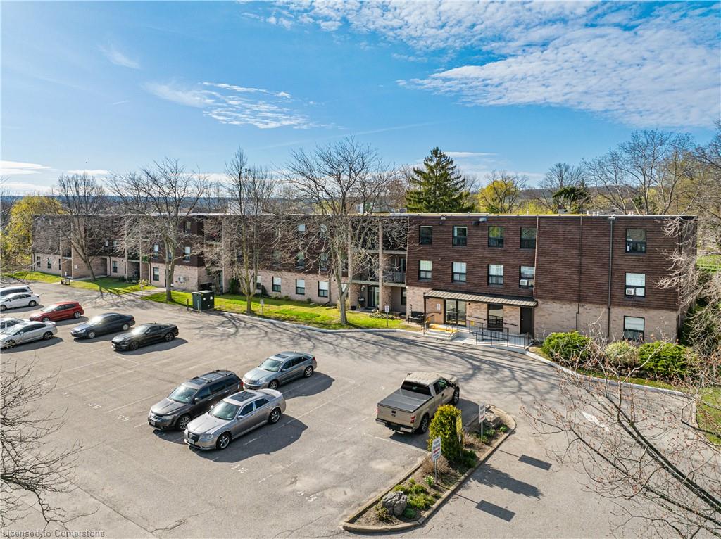 308-4209 Hixon Street Property Photo 1