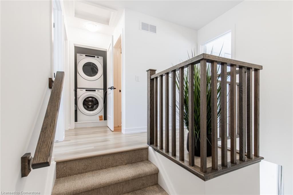 205 Burke Street Property Photo 22