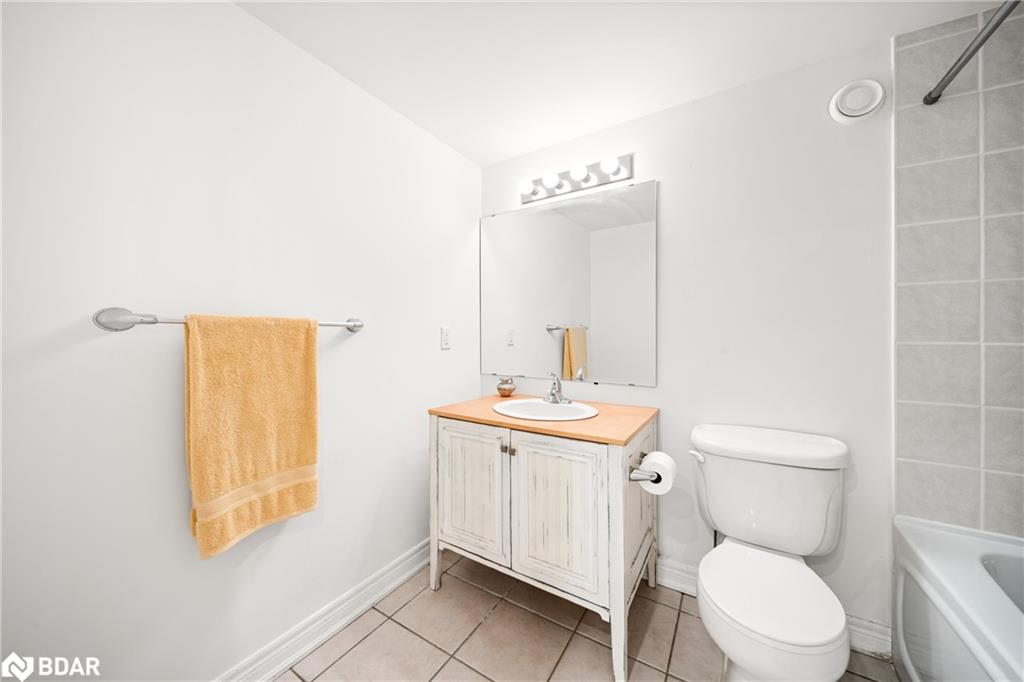 18 Red Oak Crescent Property Photo 43