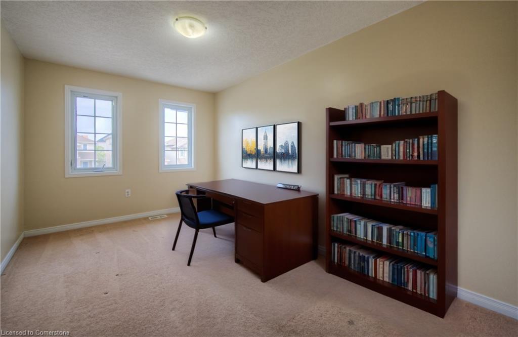 30 Chantilly Street Property Photo 12
