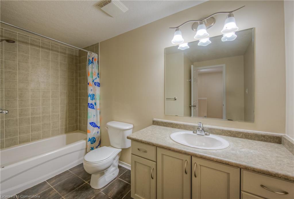 30 Chantilly Street Property Photo 13