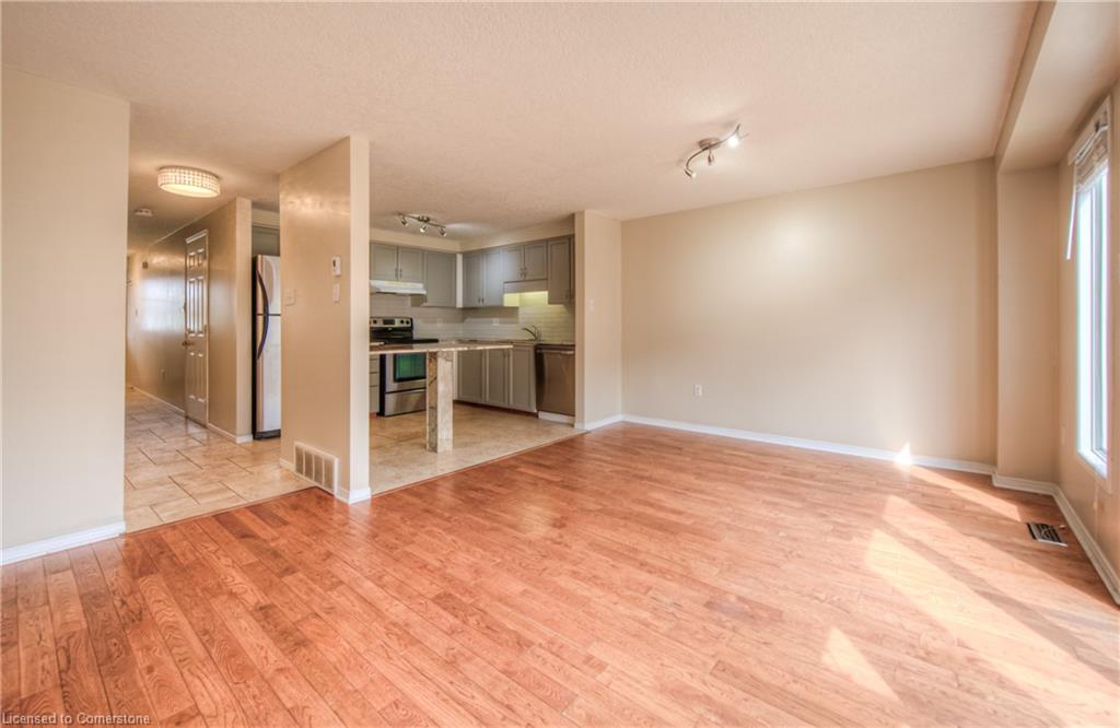 30 Chantilly Street Property Photo 17