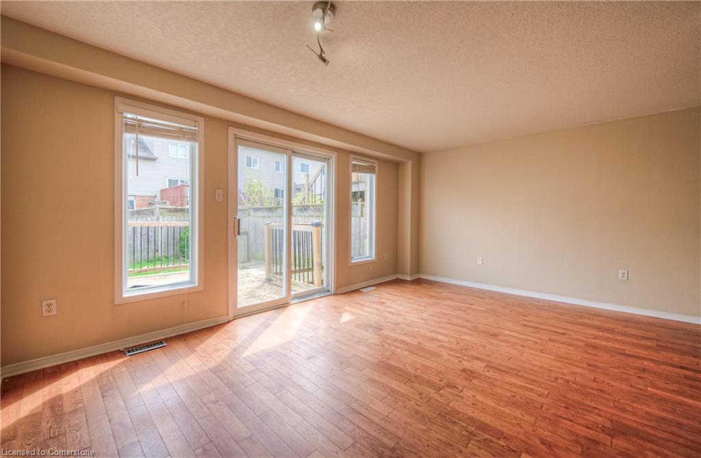 30 Chantilly Street Property Photo 18
