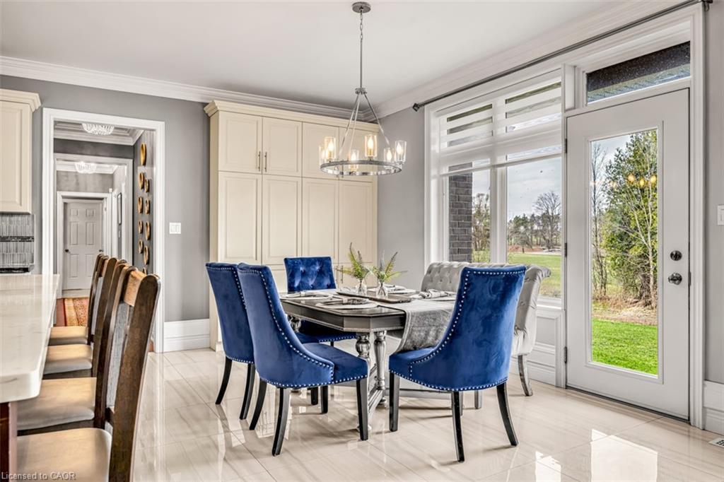 20 Chesswood Trail Property Photo 18