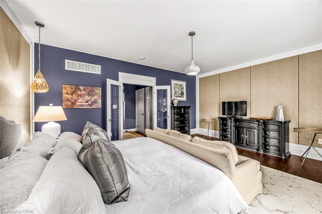 20 Chesswood Trail Property Photo 22