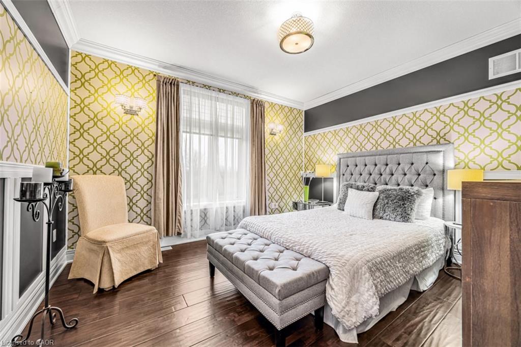 20 Chesswood Trail Property Photo 32