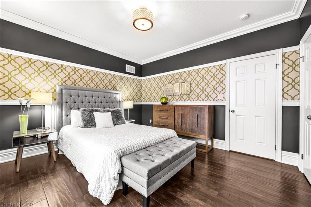 20 Chesswood Trail Property Photo 33