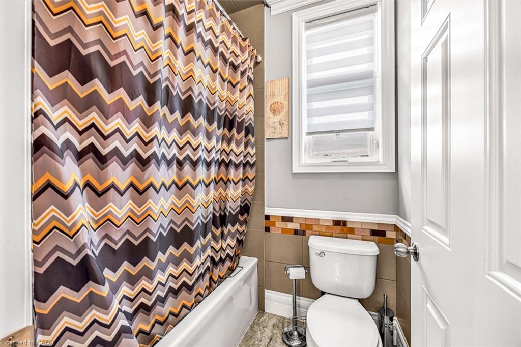 20 Chesswood Trail Property Photo 39