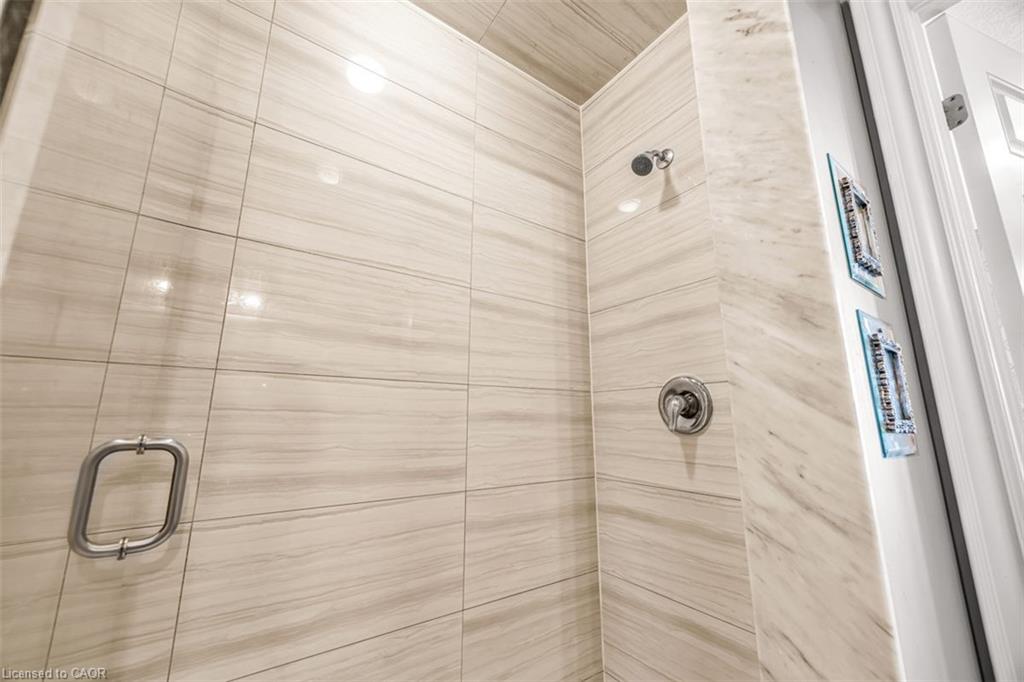 20 Chesswood Trail Property Photo 41