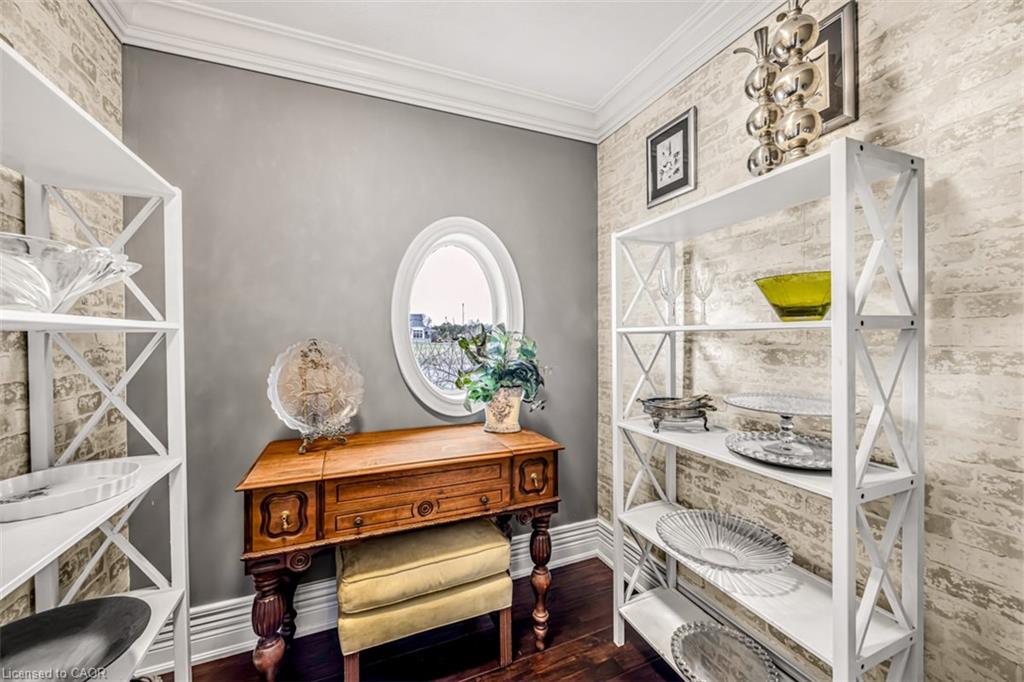 20 Chesswood Trail Property Photo 44