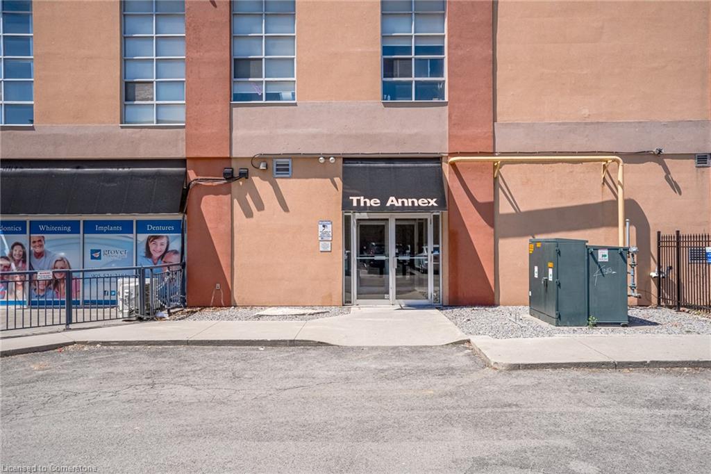 401-11 Rebecca Street Property Photo 2
