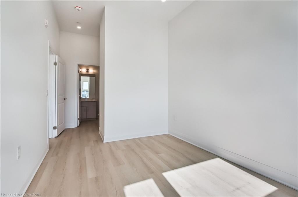 105-1936 Rymal Road E Property Photo 27