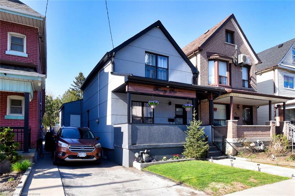 46 Rosemont Avenue Property Photo 1
