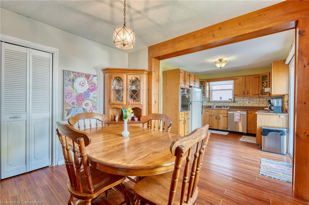 294 East 16th Street Property Photo 14
