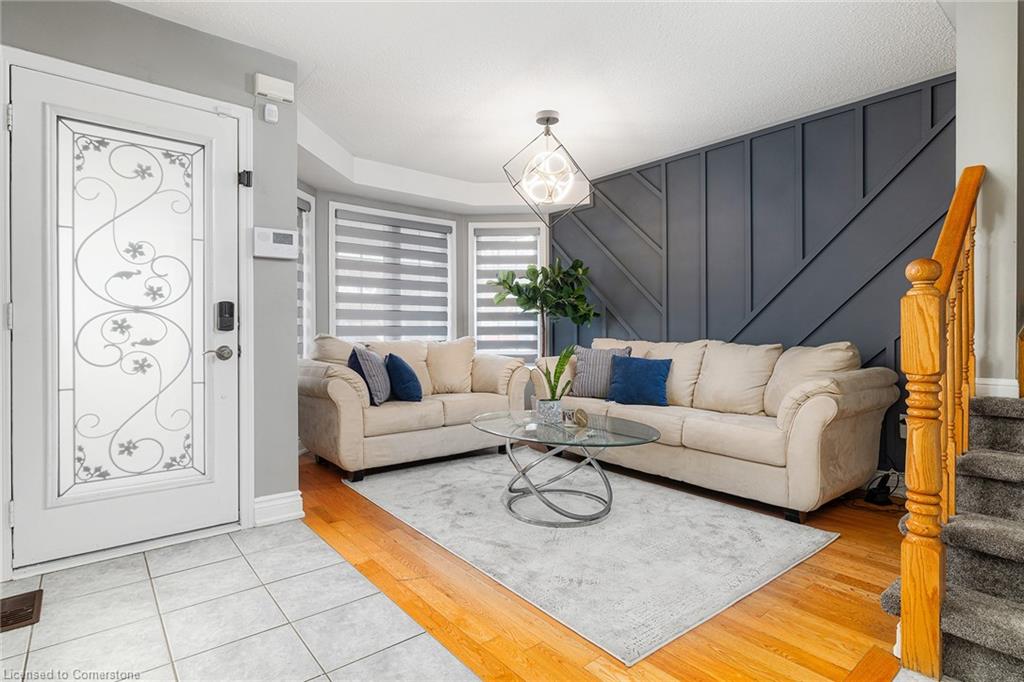 73 Jessop Drive Property Photo 3