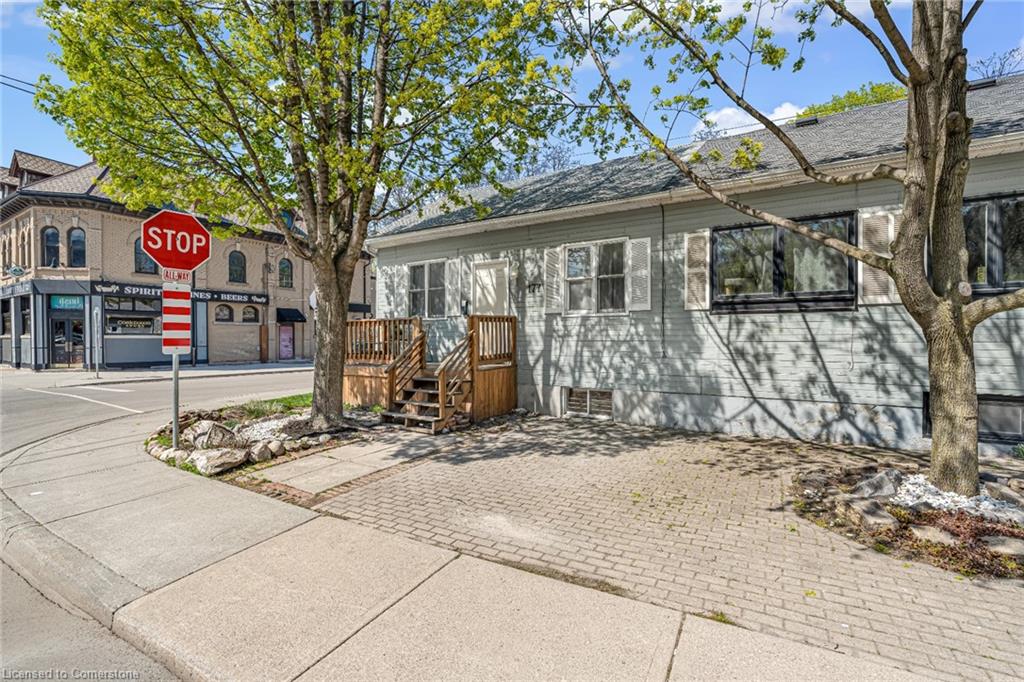 177 Young Street Property Photo 3