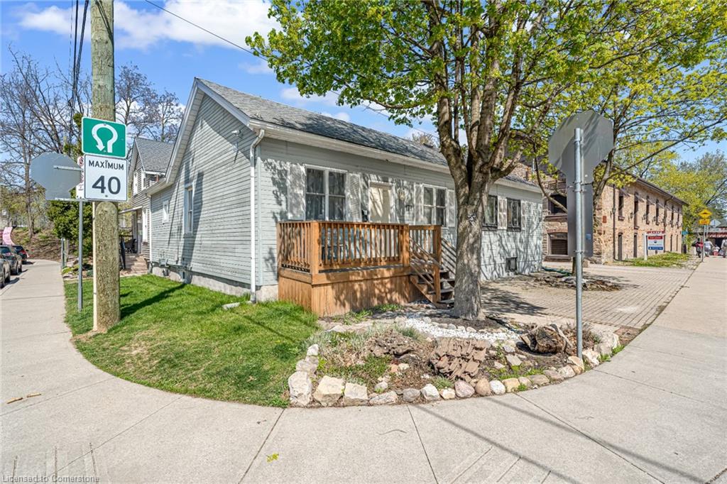 177 Young Street Property Photo 4