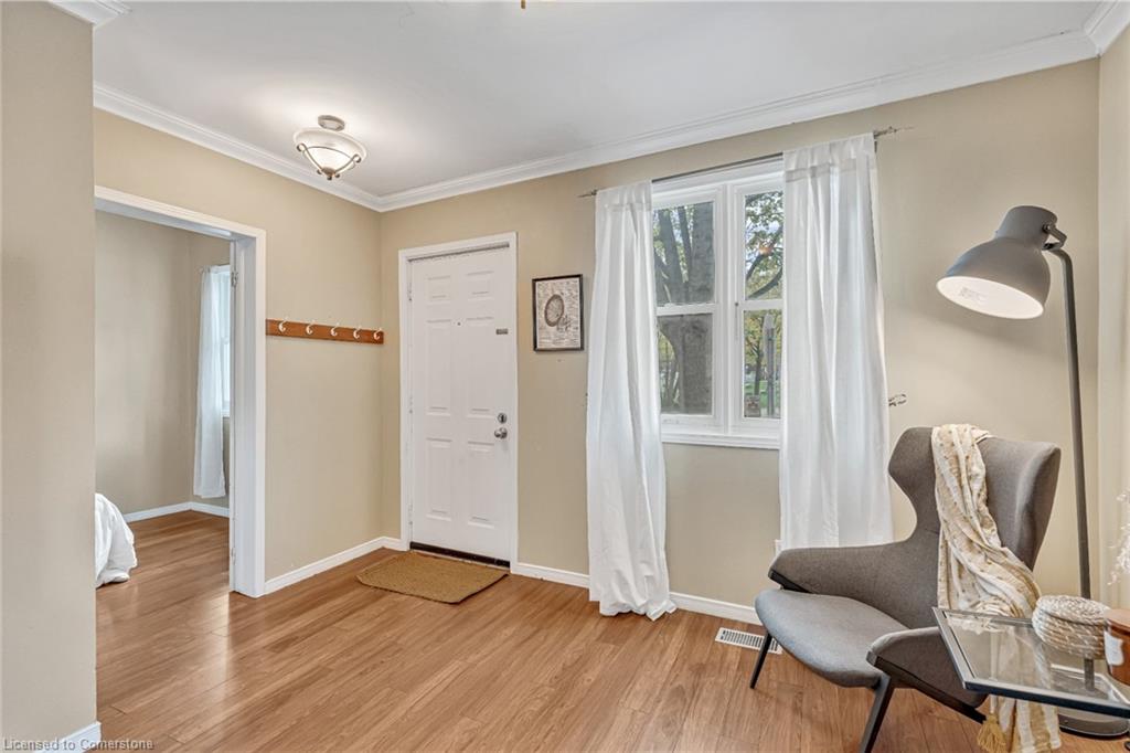 177 Young Street Property Photo 5