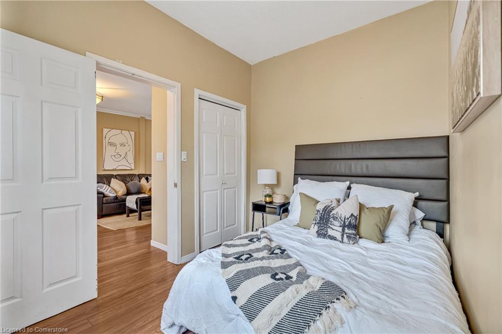 177 Young Street Property Photo 10