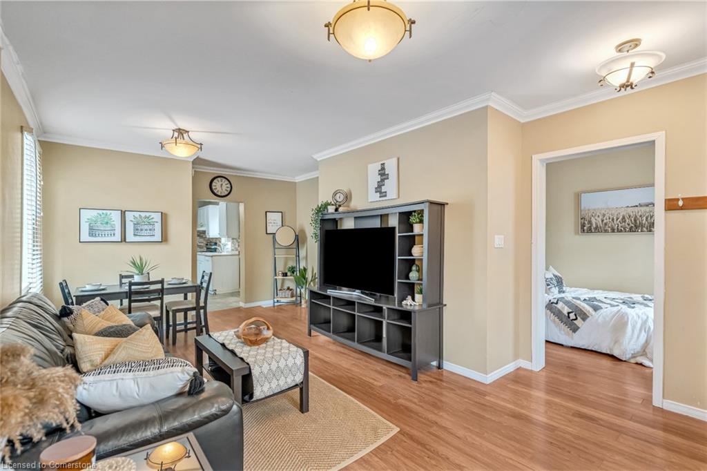 177 Young Street Property Photo 12
