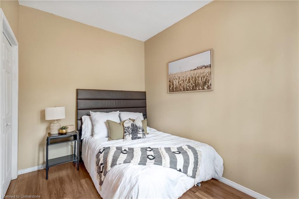 177 Young Street Property Photo 14