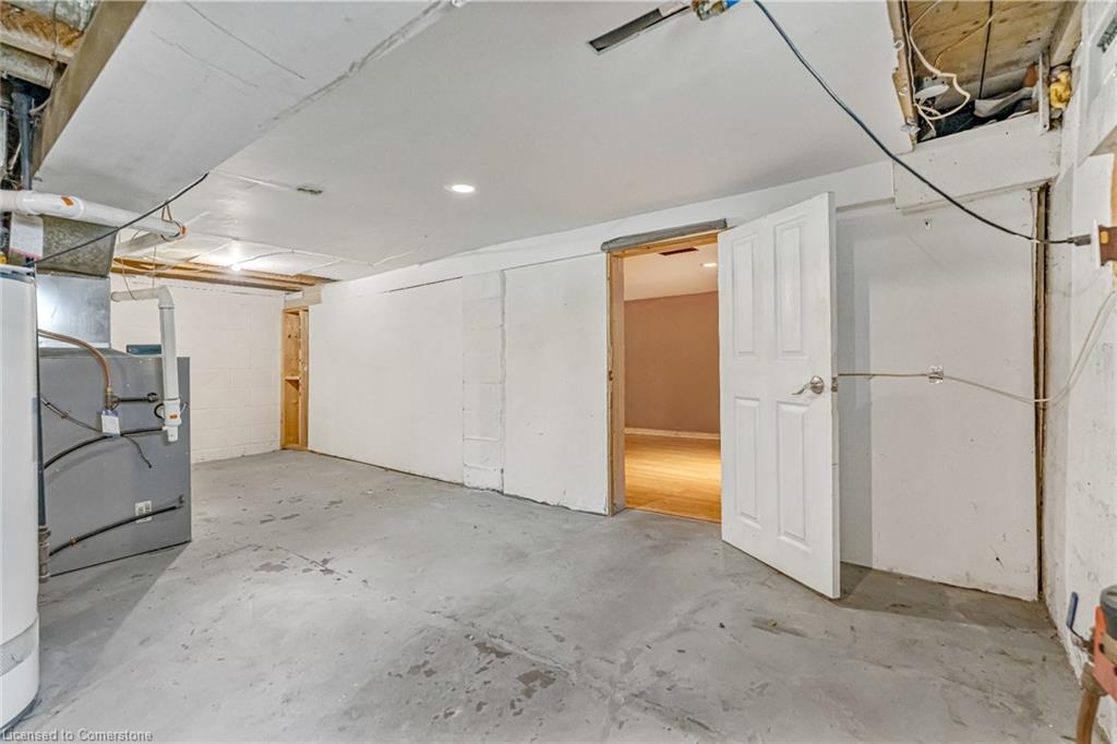 177 Young Street Property Photo 22