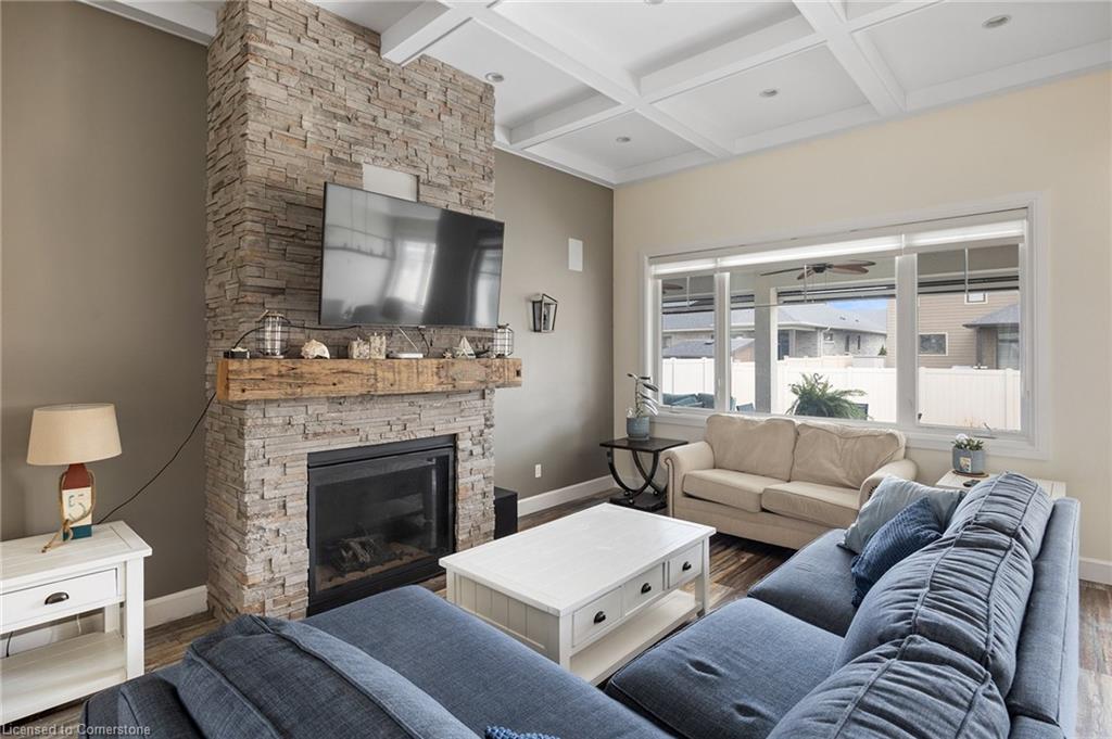 5 Fracas Court Property Photo 9