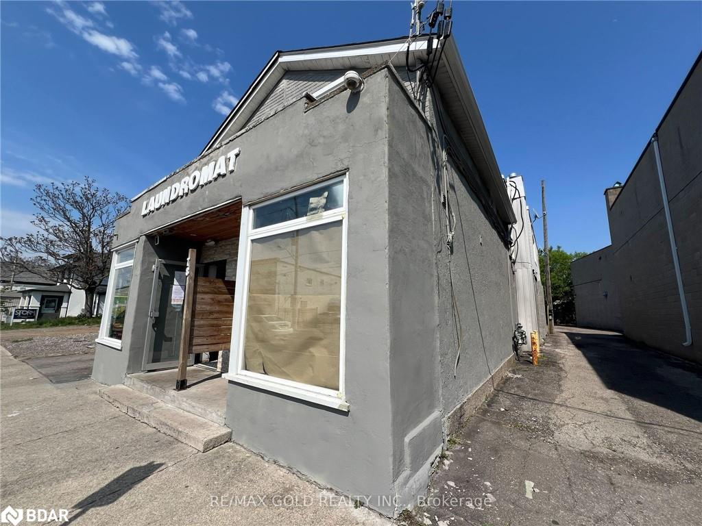 78 Geneva Street Property Photo 2