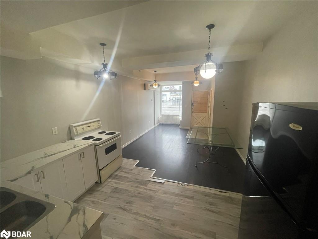 78 Geneva Street Property Photo 6