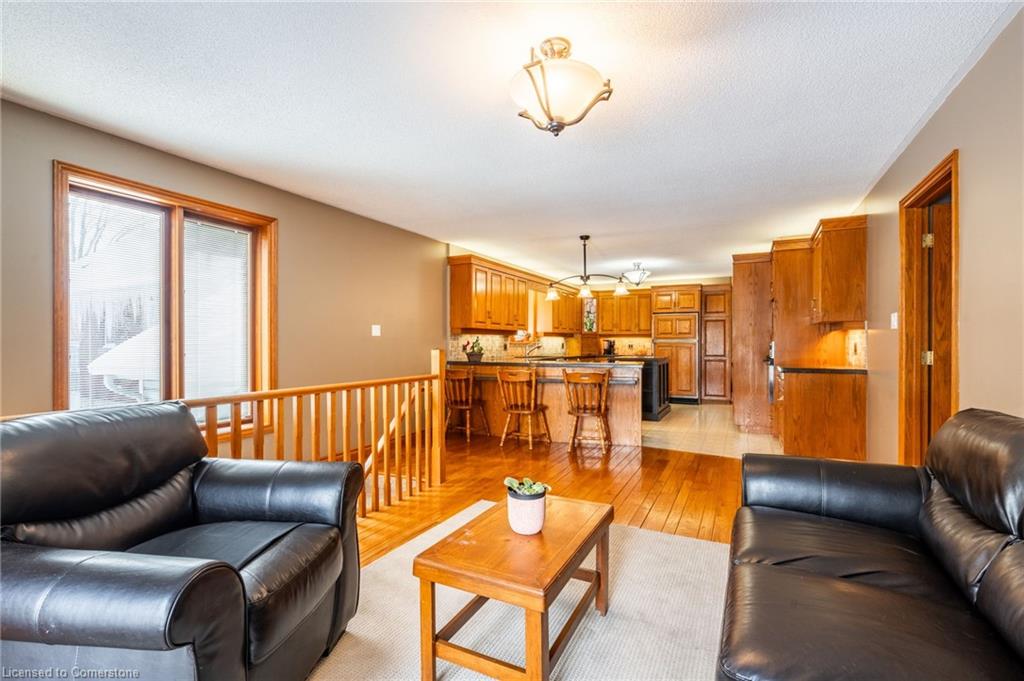 112 Rymal Road W Property Photo 16