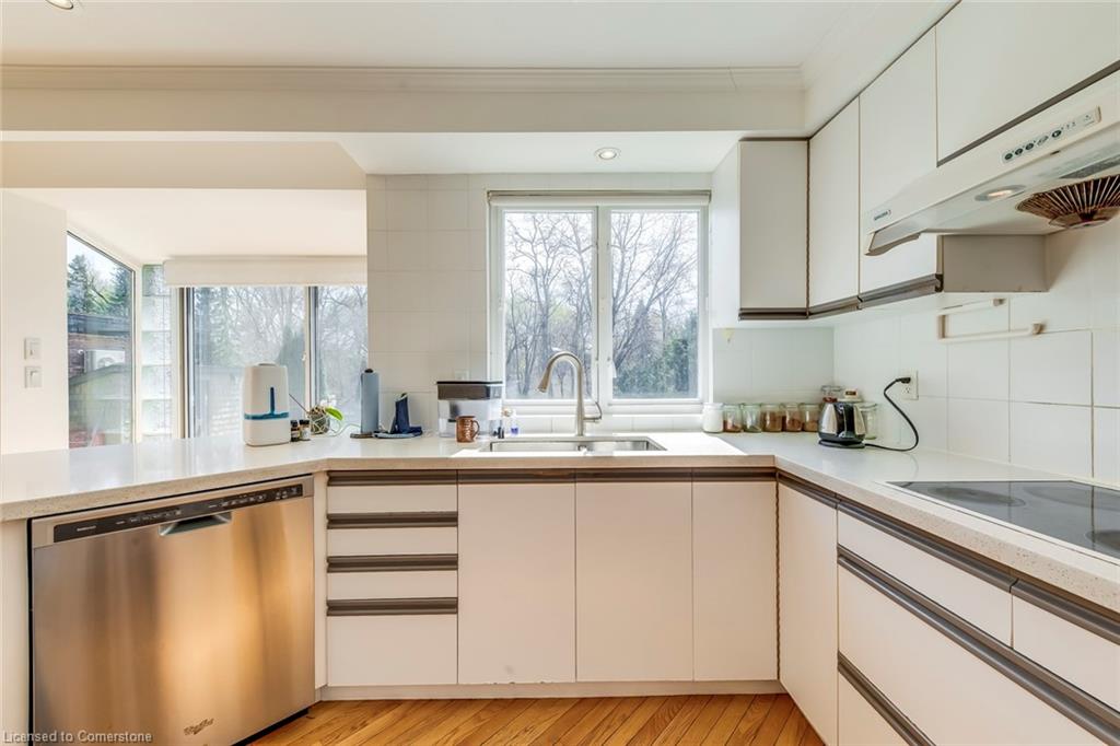 494 Chartwell Road Property Photo 10