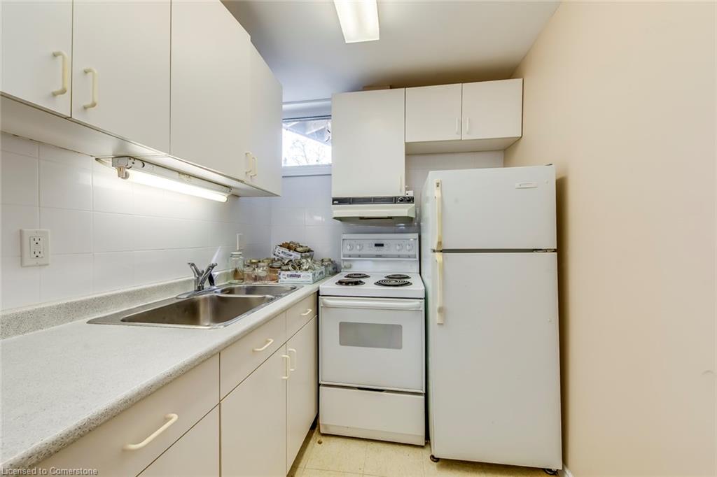 494 Chartwell Road Property Photo 28