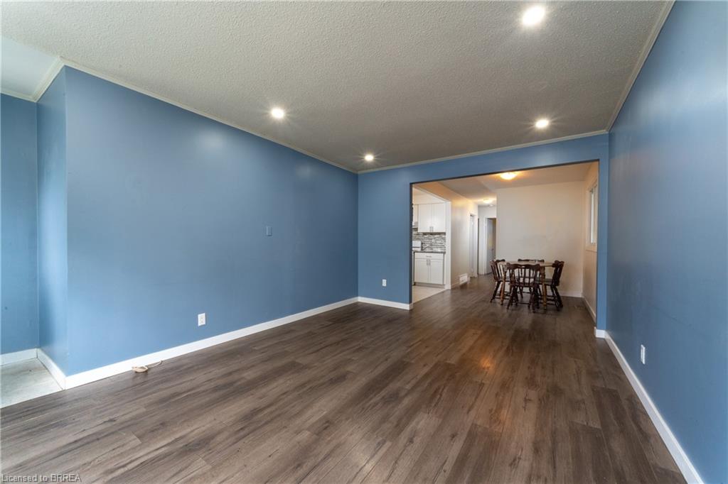 124 Oakland Avenue Property Photo 3