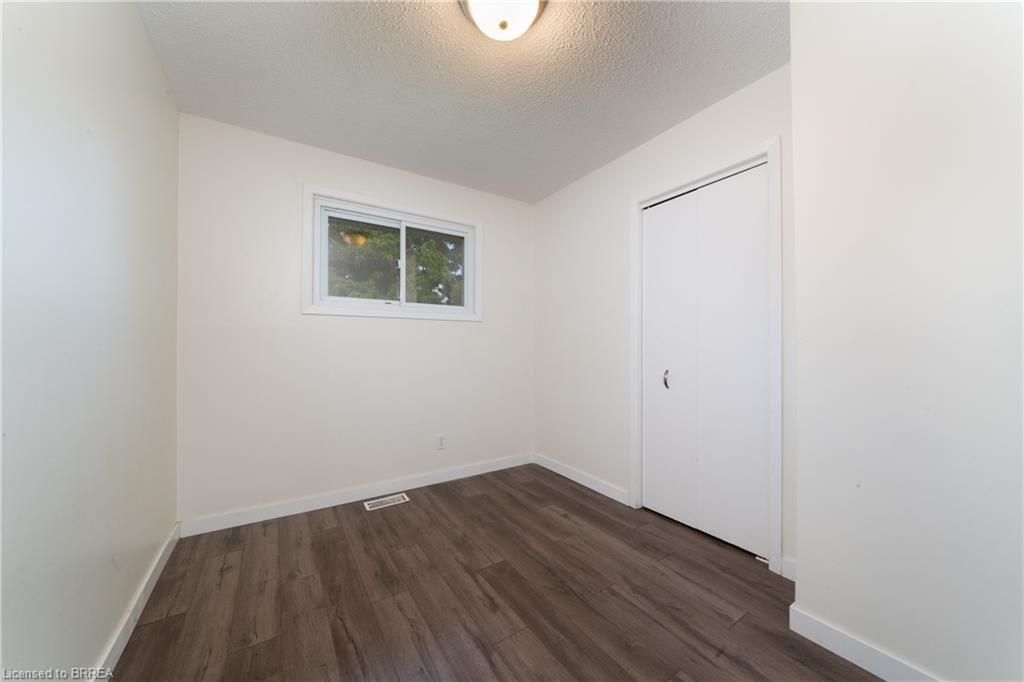 124 Oakland Avenue Property Photo 7