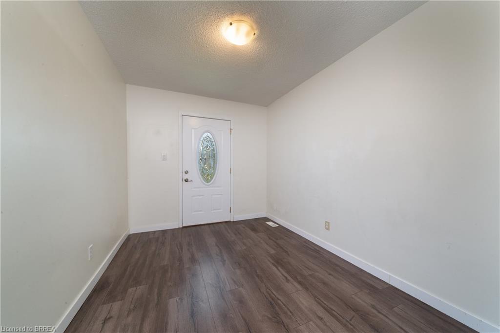 124 Oakland Avenue Property Photo 9