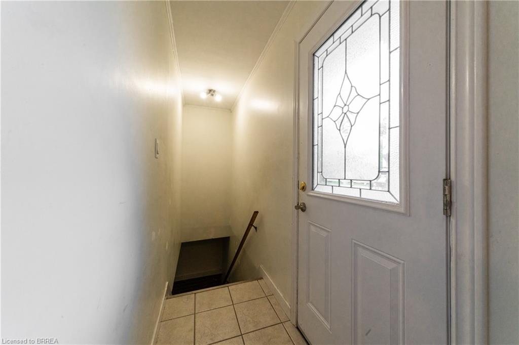 124 Oakland Avenue Property Photo 10