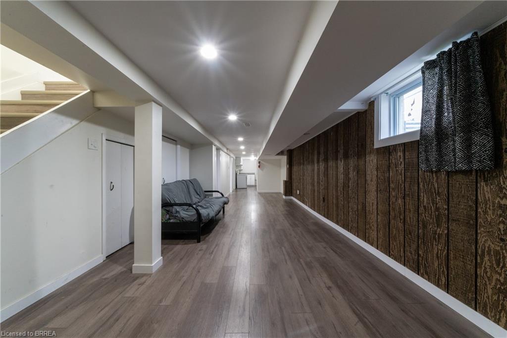124 Oakland Avenue Property Photo 12