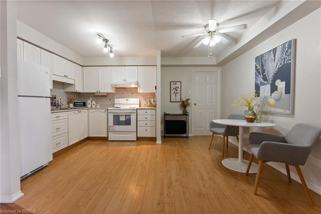 212-9 Bonheur Court Property Photo 22