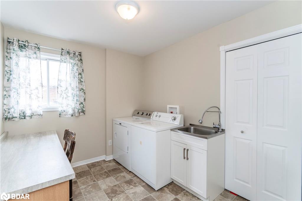 14 Glenview Avenue Property Photo 13
