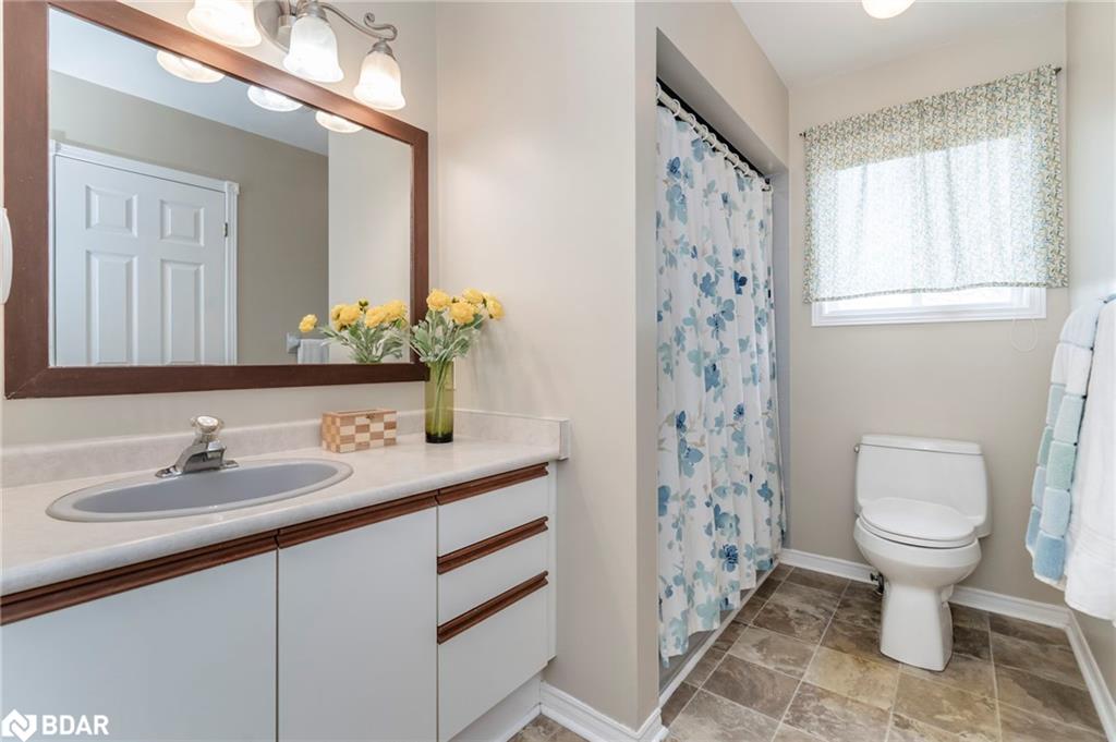 14 Glenview Avenue Property Photo 18