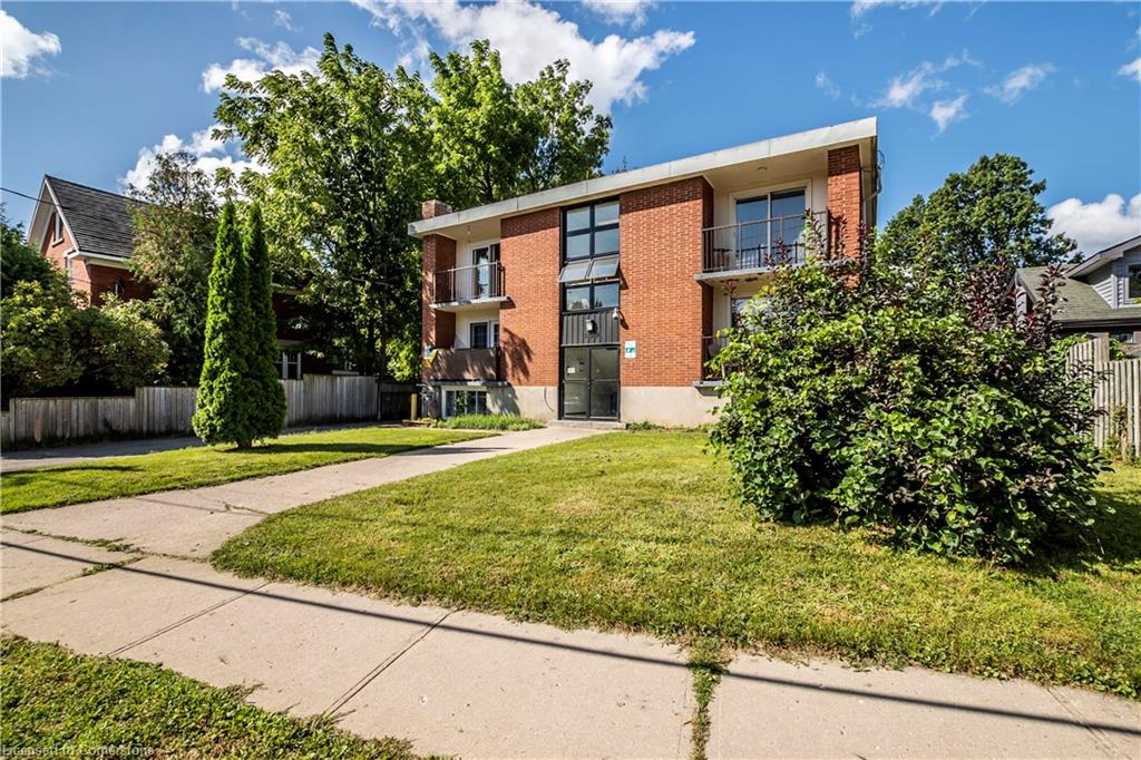 199 Ahrens Street W Property Photo