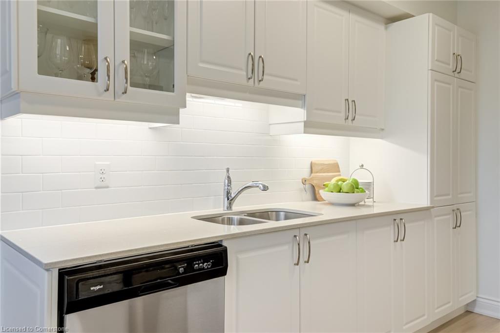 317-54 Koda Street Property Photo 14