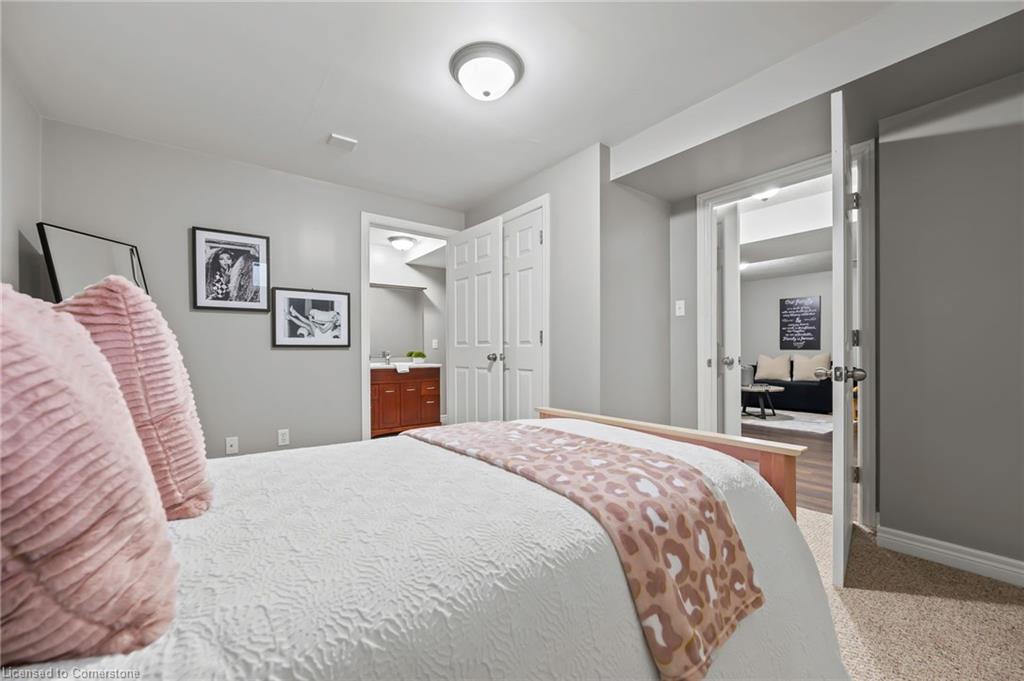 8 Pamela Lane Property Photo 30