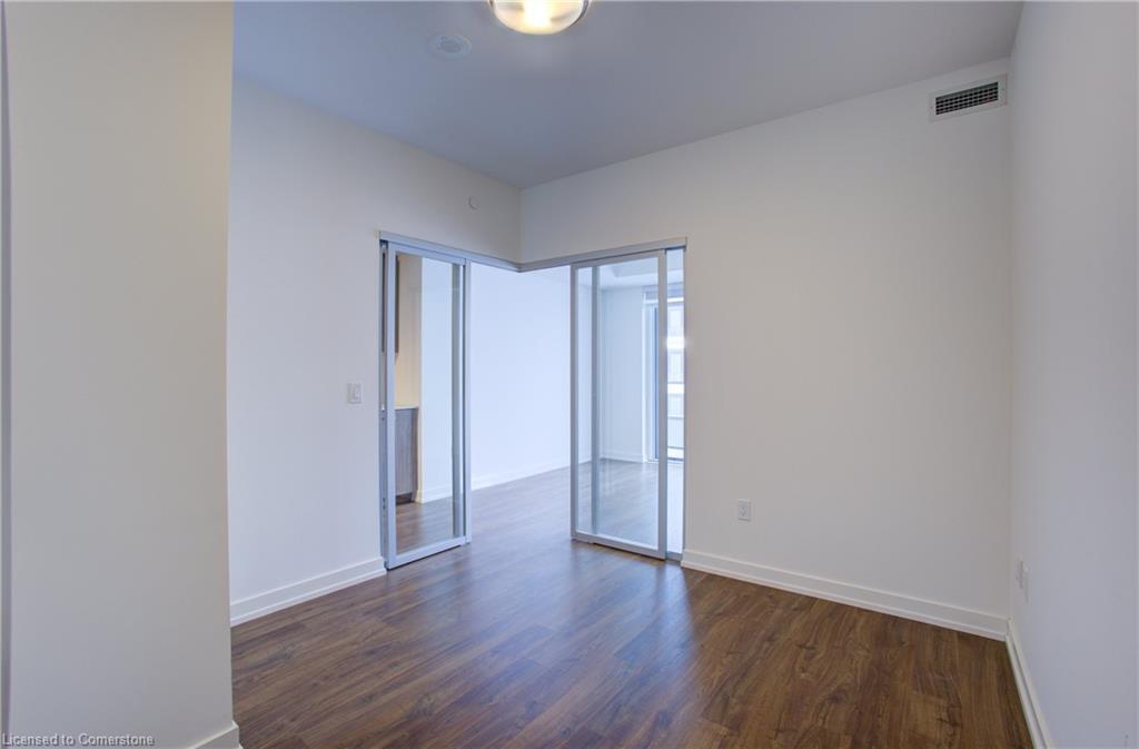 1505-5 Wellington Street Property Photo 12