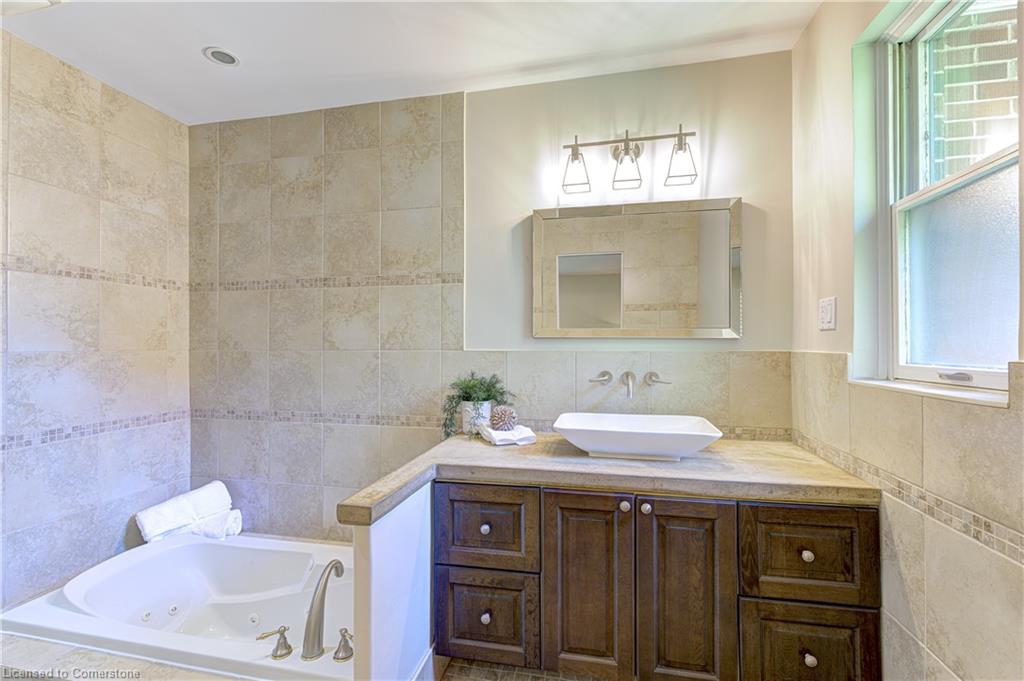 456 Townsend Avenue Property Photo 25