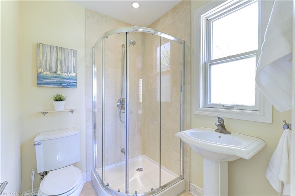 456 Townsend Avenue Property Photo 31