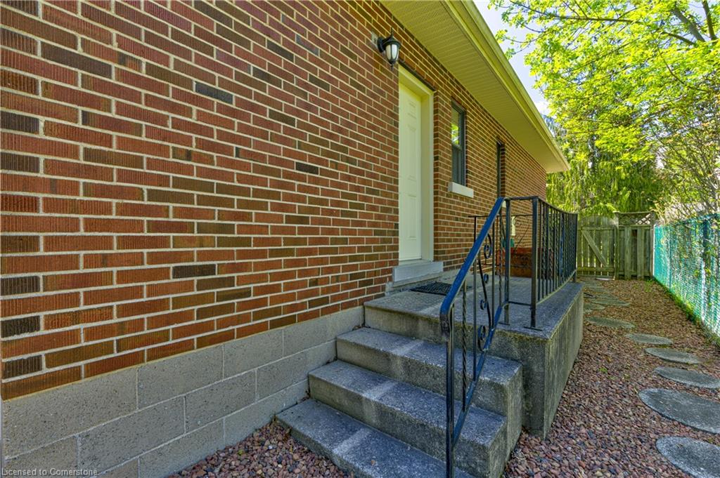 456 Townsend Avenue Property Photo 39