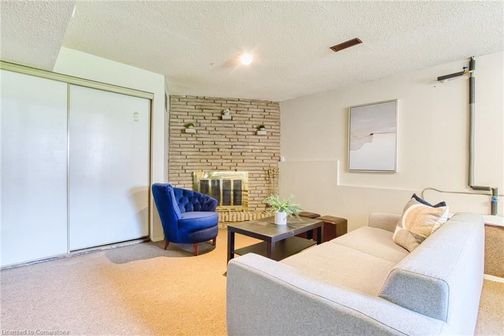 4 Cedar Glen Property Photo 25
