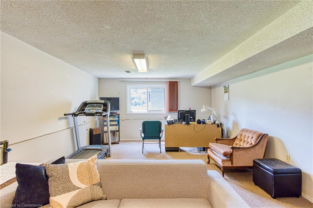 4 Cedar Glen Property Photo 26